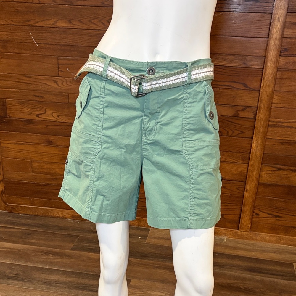 Northern Reflections Green Cargo Shorts with Belt